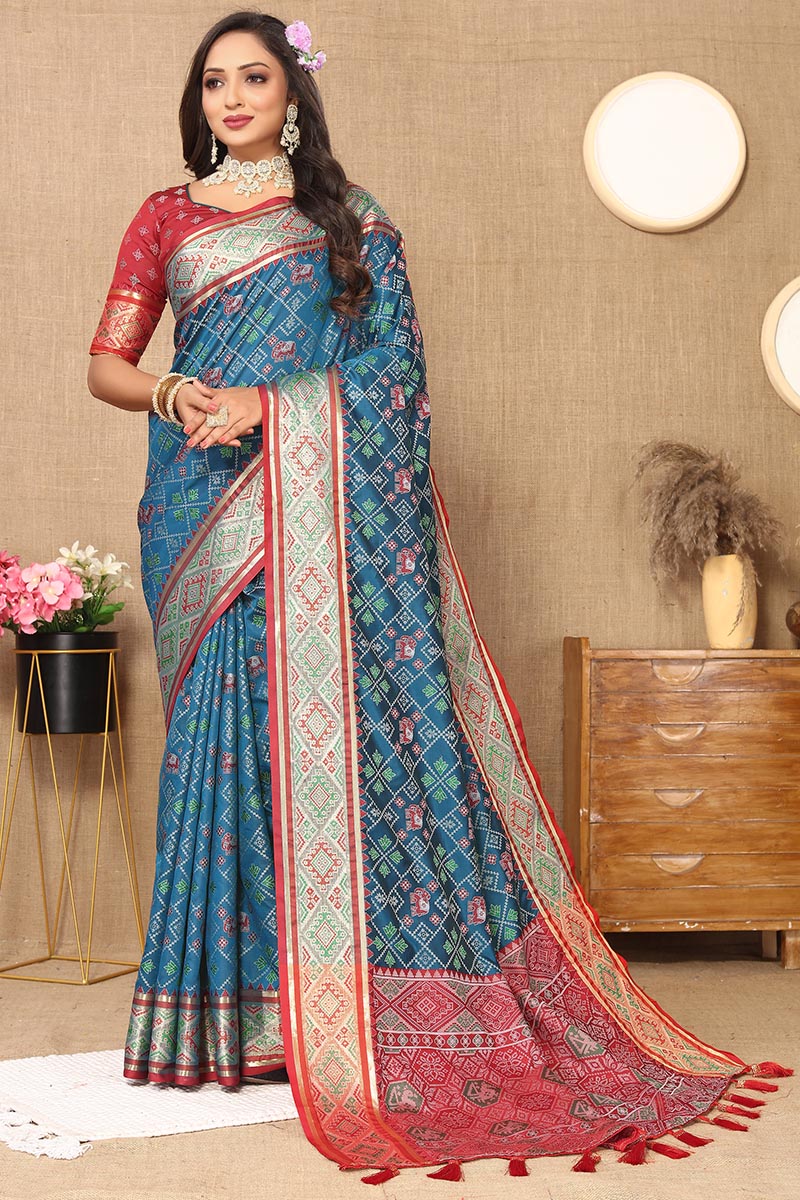 Attractive Blue Soft Banarasi Silk Saree With Beautiful Blouse Piece