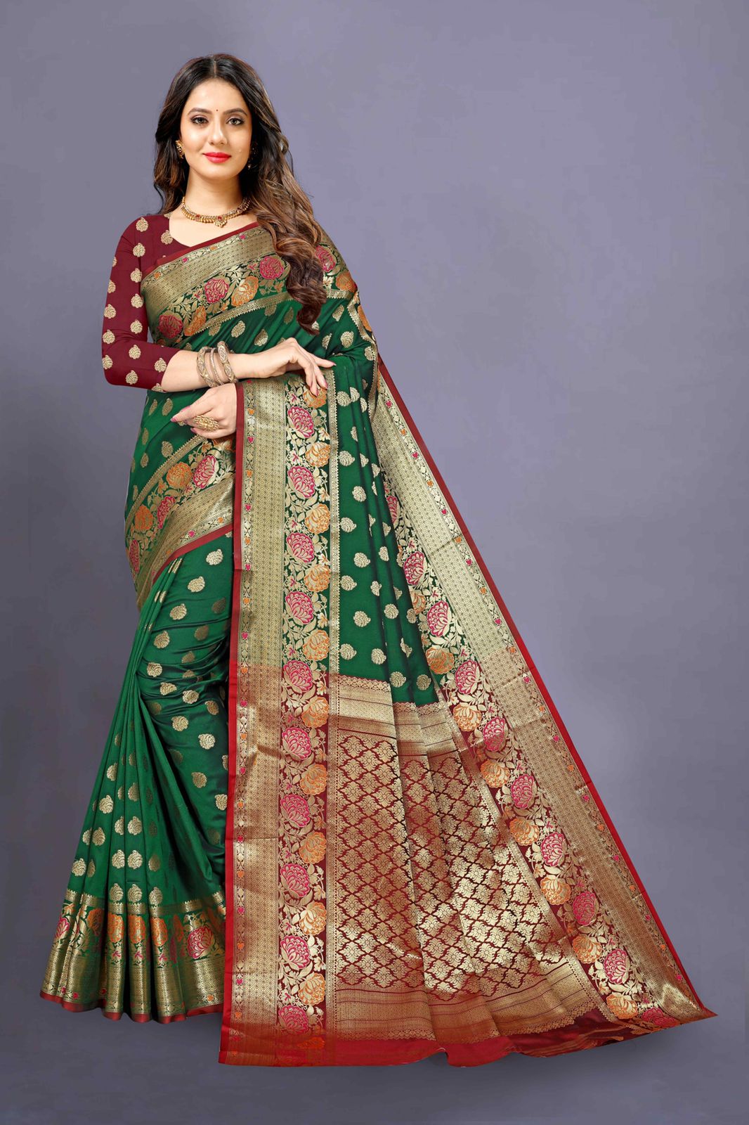 Demure Dark Green Banarasi Silk Saree With Murmurous Blouse Piece