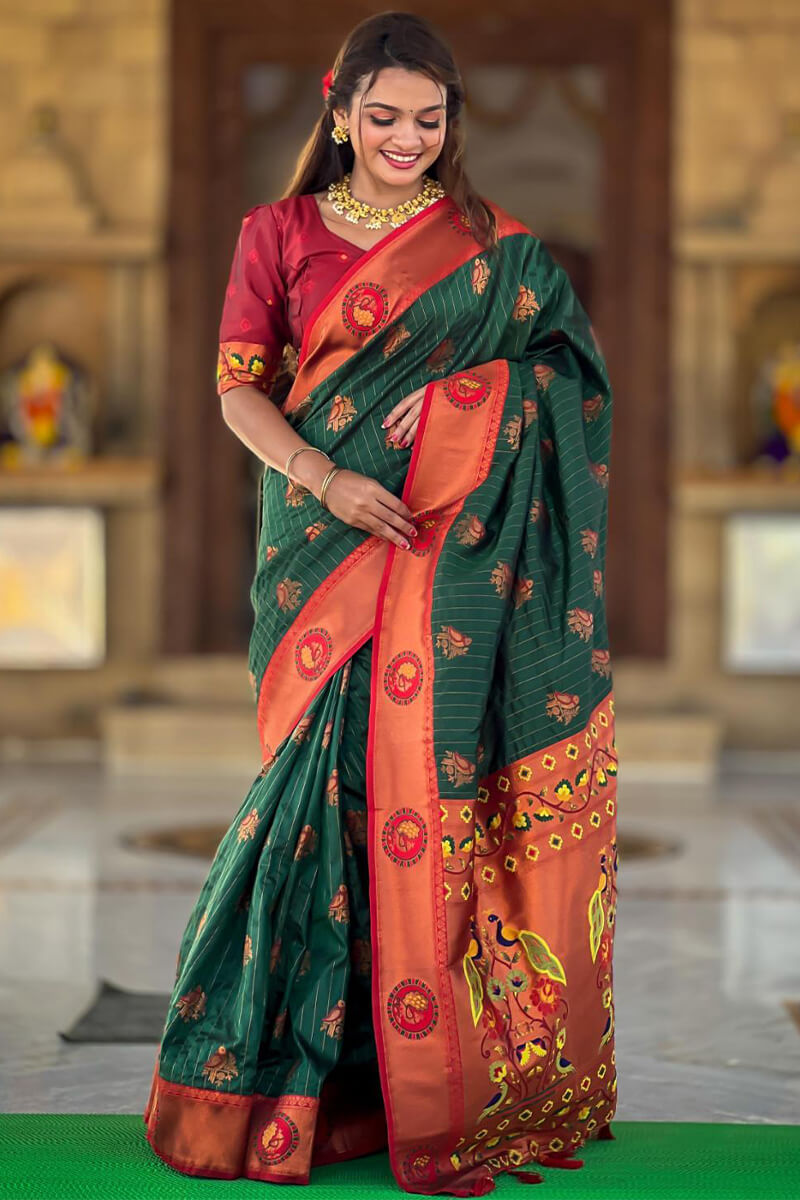 Ebullience Dark Green Paithani Silk Saree With Propinquity Blouse Piece