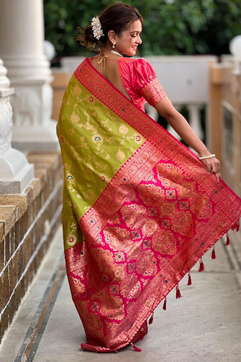 Ravishing Mehndi Soft Banarasi Silk Saree With Fairytale Blouse Piece