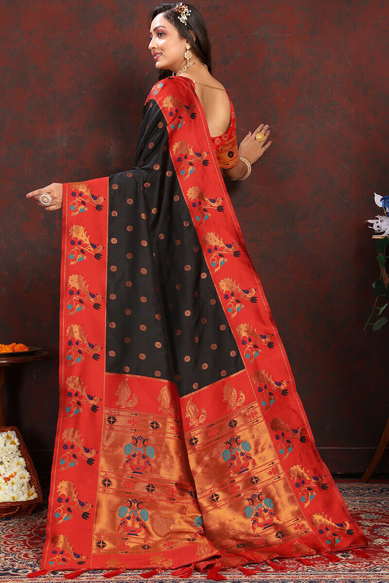 An insanely Black Paithani Silk Saree With Blissful Blouse Piece