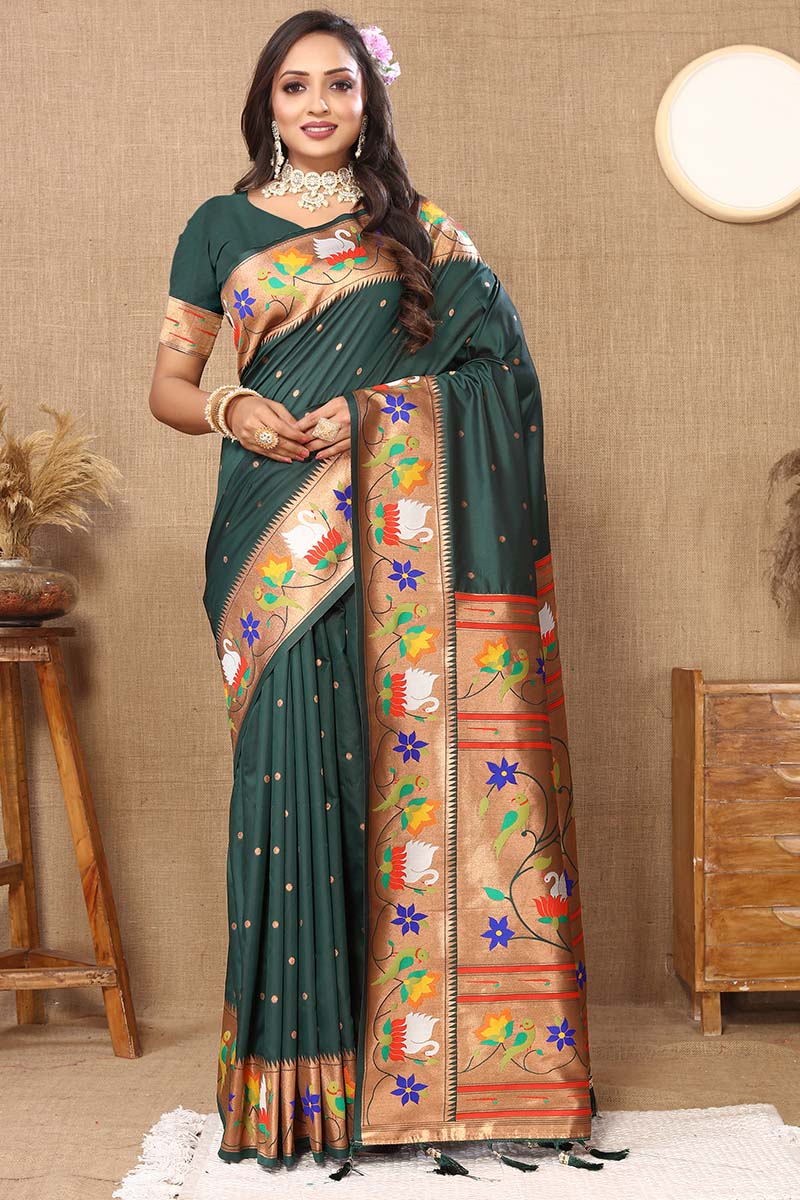 Flameboyant Dark Green Paithani Silk Saree With Beauteous Blouse Piece