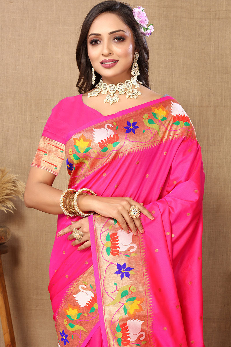 Preferable Magenta Paithani Silk Saree With Engrossing Blouse Piece