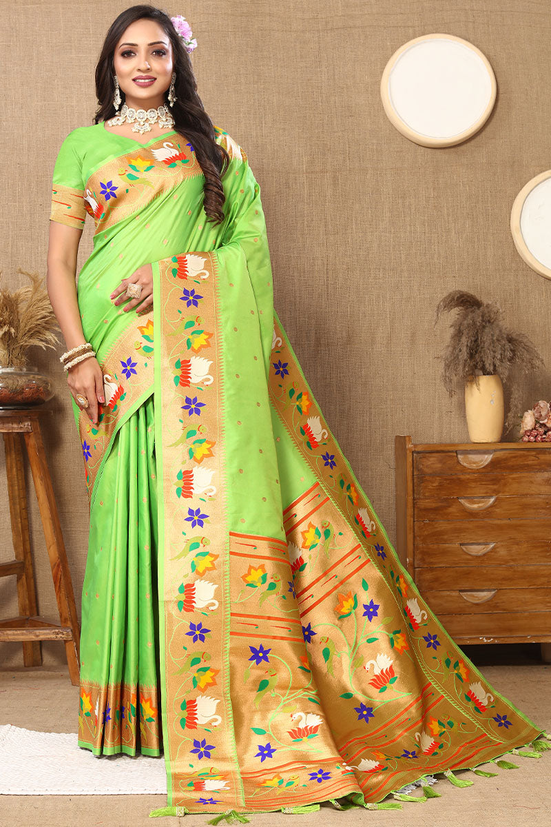 Mesmeric Parrot Paithani Silk Saree With Blooming Blouse Piece