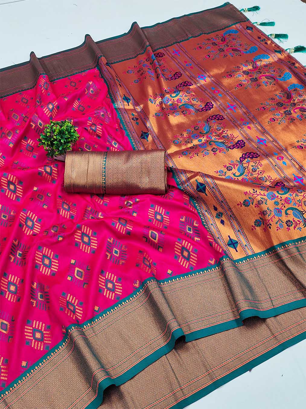 Prominent Dark Pink Paithani Silk Saree With Super classy Blouse Piece