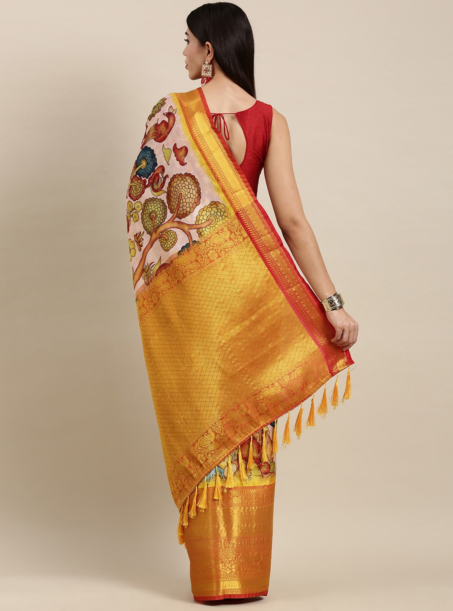 Girlish Beige Kalamkari Printed Saree With Stylish Blouse Piece