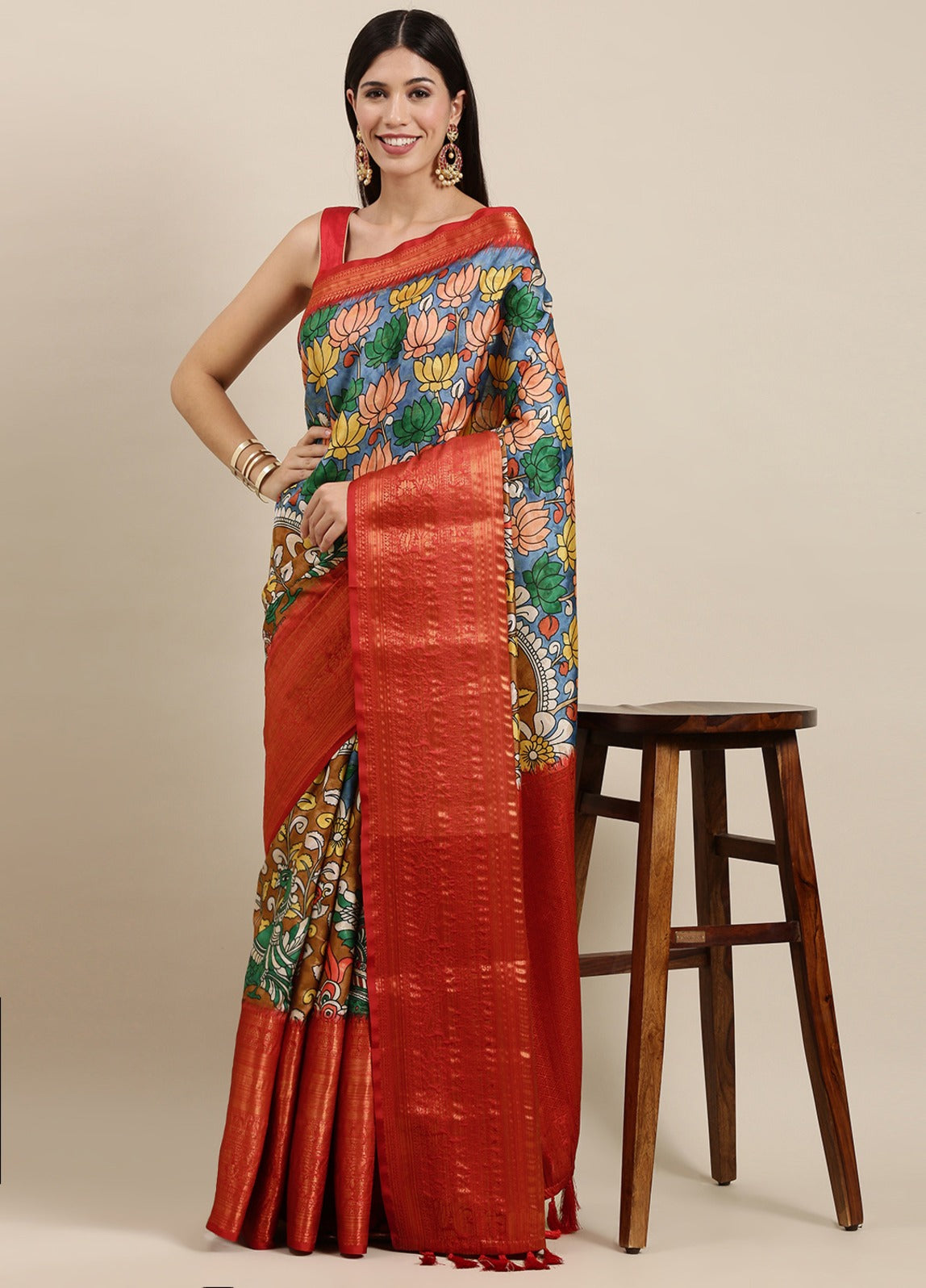 Eye-catching Beige Kalamkari Printed Saree With Wonderful Blouse Piece