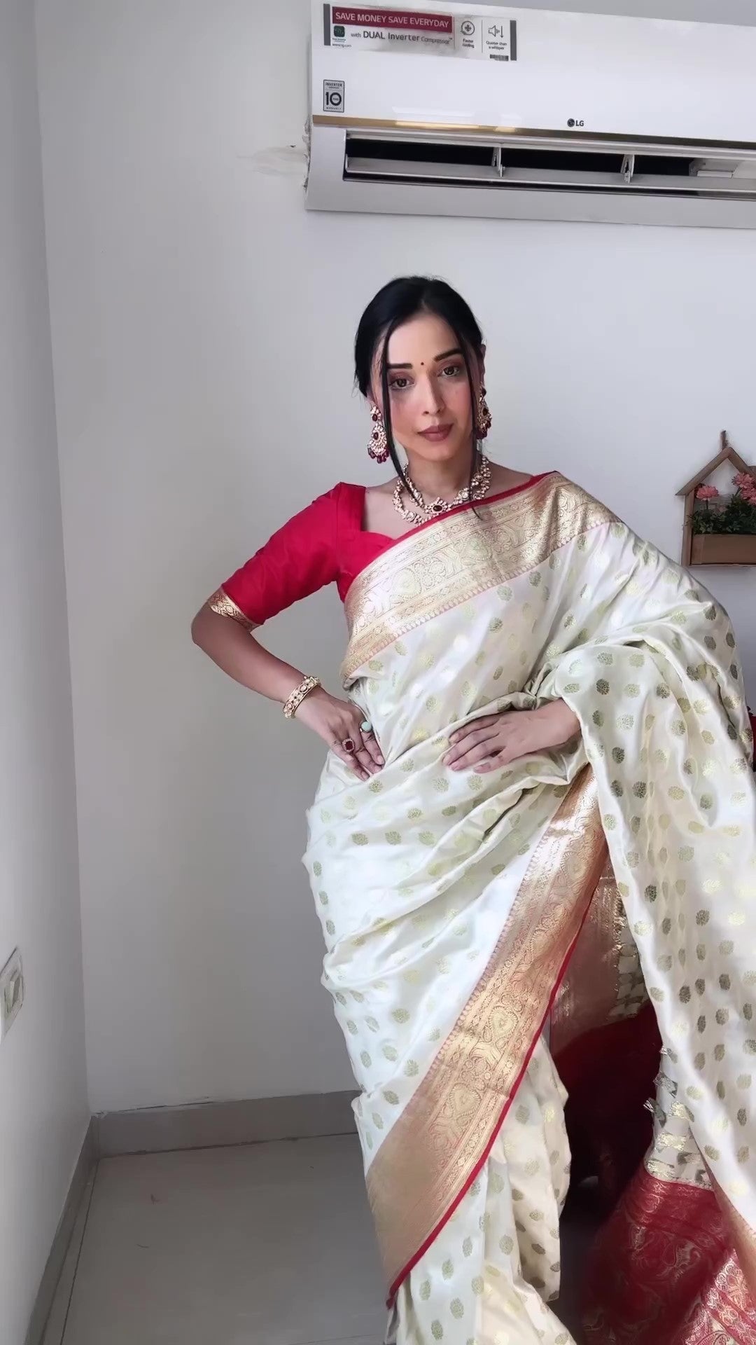 Dulcet 1-Minute Ready To Wear Beige Soft Silk Saree