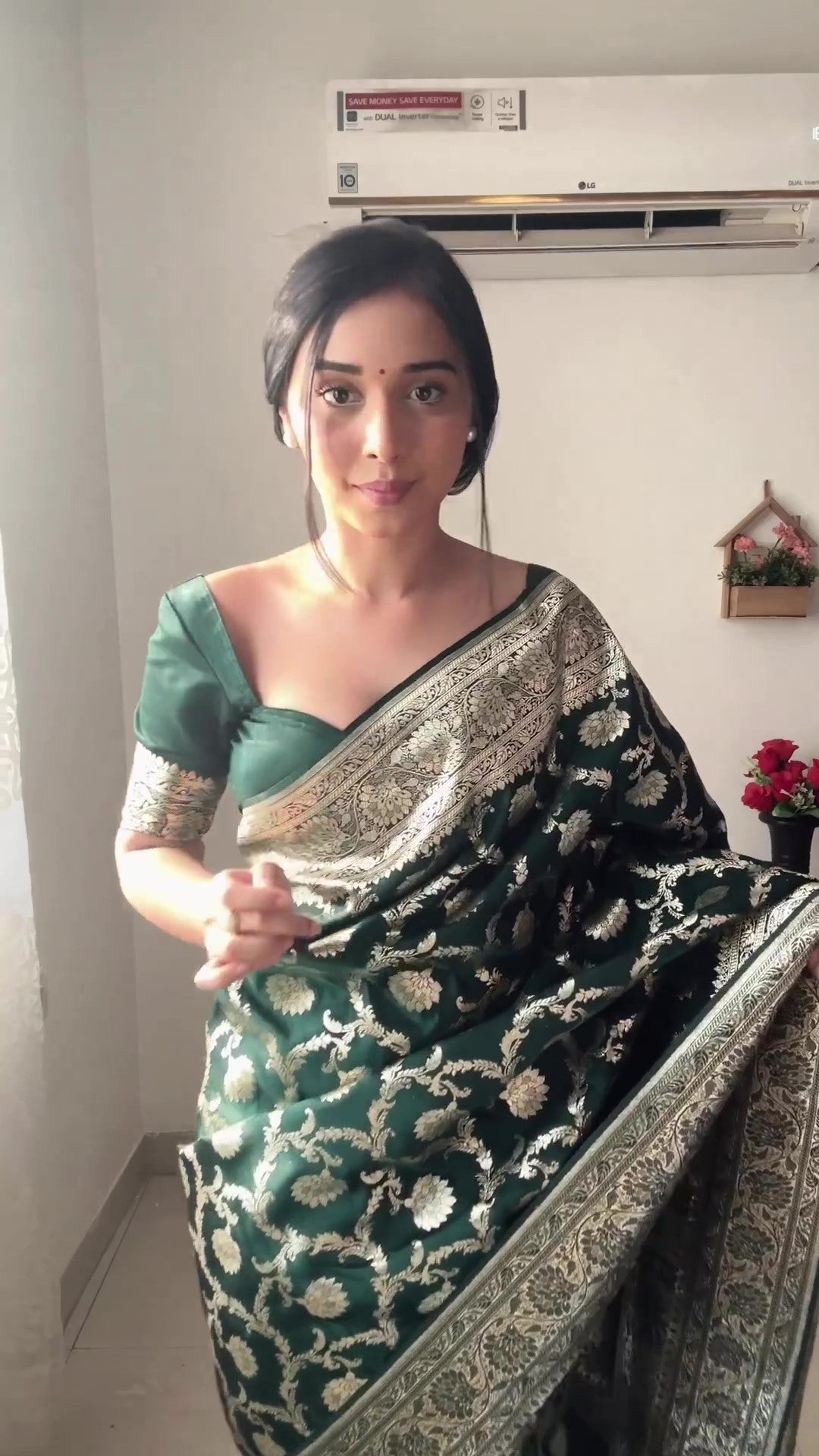 Ethereal 1-Minute Ready To Wear Green Soft Silk Saree