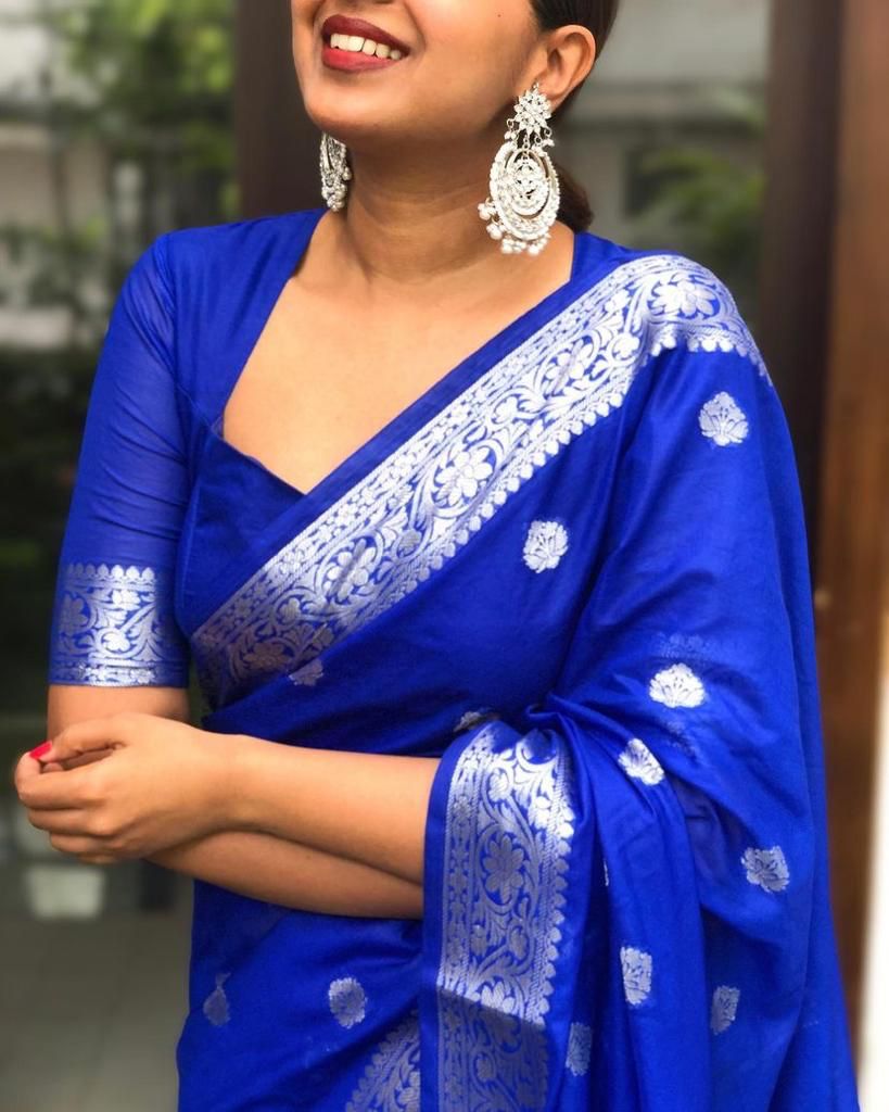 Eclat Royal Blue Soft Silk Saree With Ethnic Blouse Piece