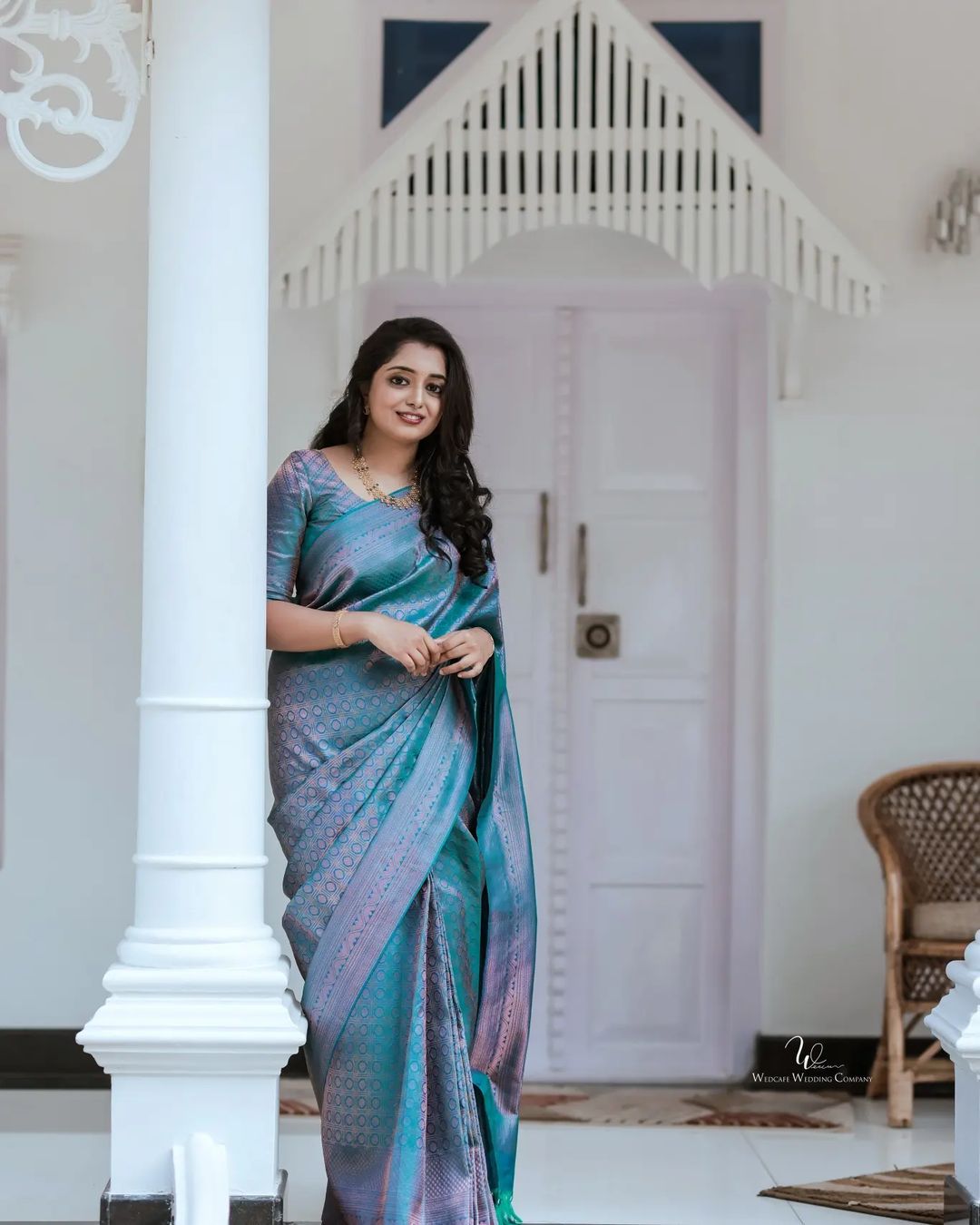 Serendipity Firozi Soft Silk Saree With Susurrous Blouse Piece