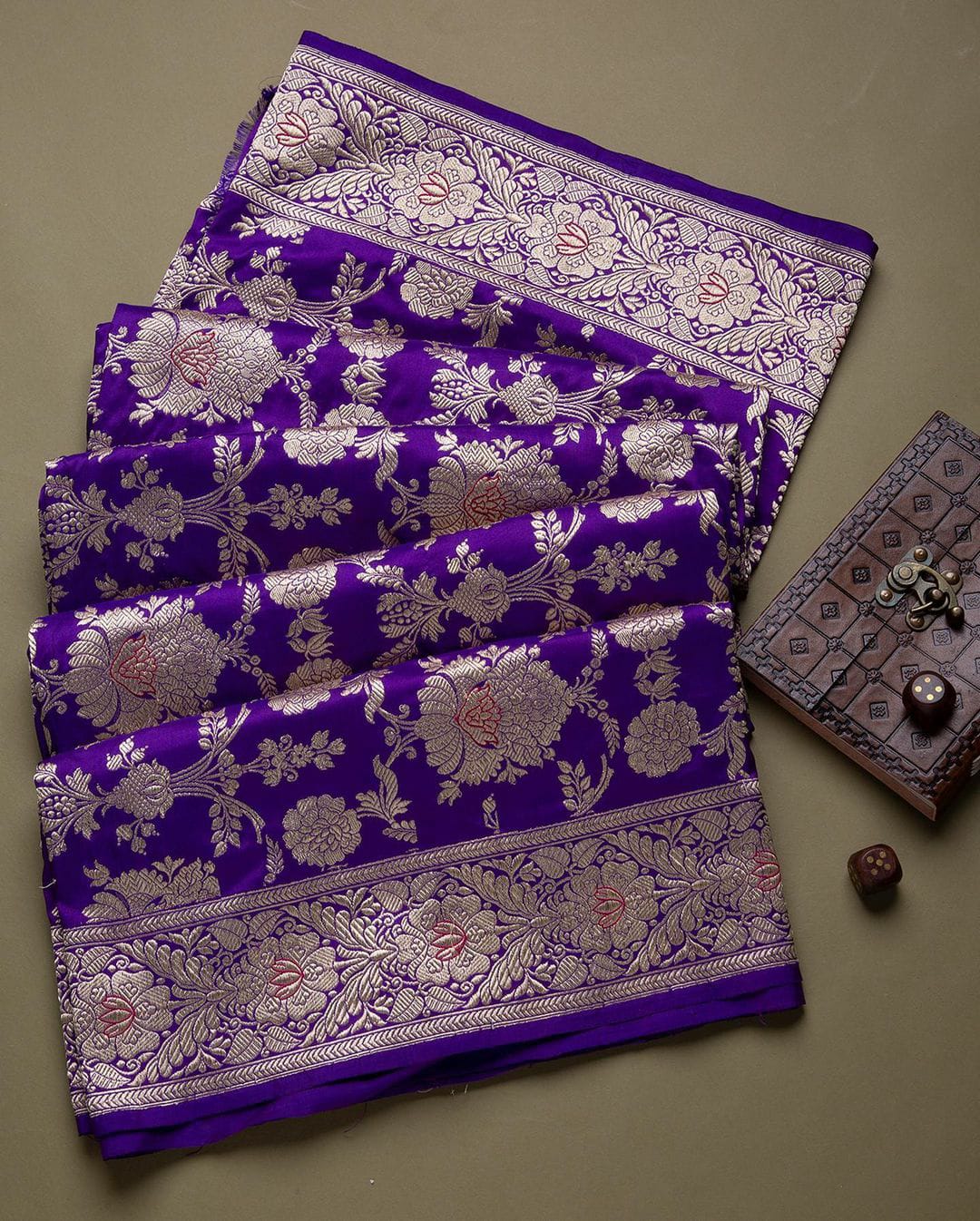 Classic Purple Soft Banarasi Silk Saree With Ratatouille Blouse Piece