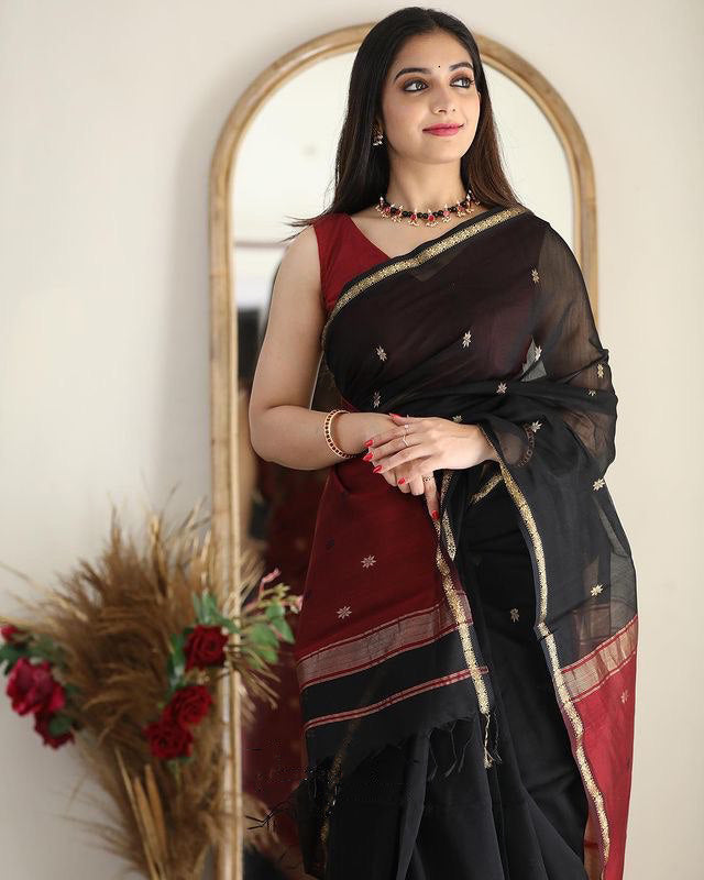 Phenomenal Black Cotton Silk Saree With Staring Blouse Piece