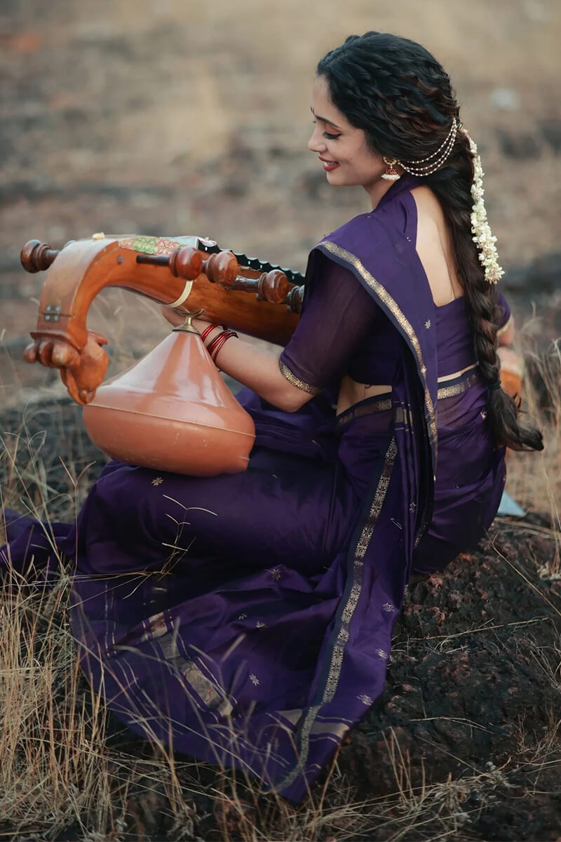 Enamoring Purple Cotton Silk Saree With Profuse Blouse Piece