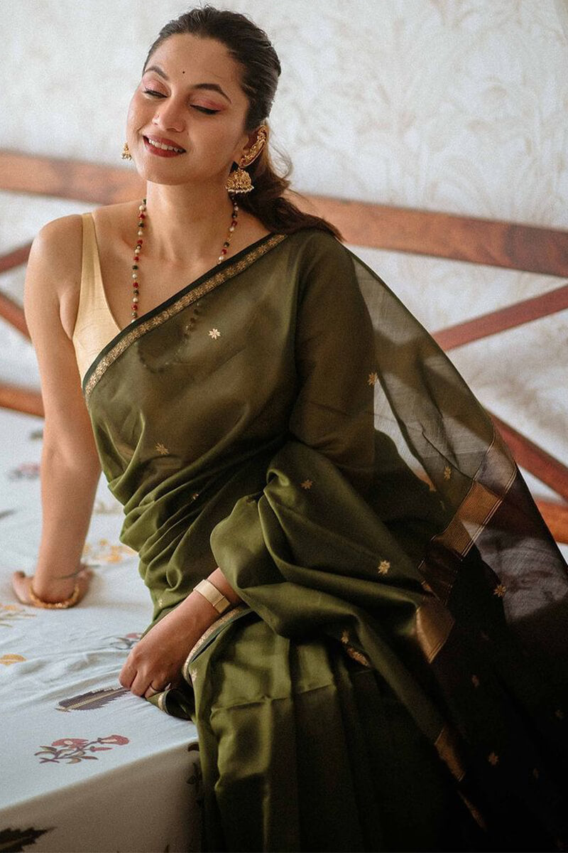 Designer Green Cotton Silk Saree With Fairytale Blouse Piece