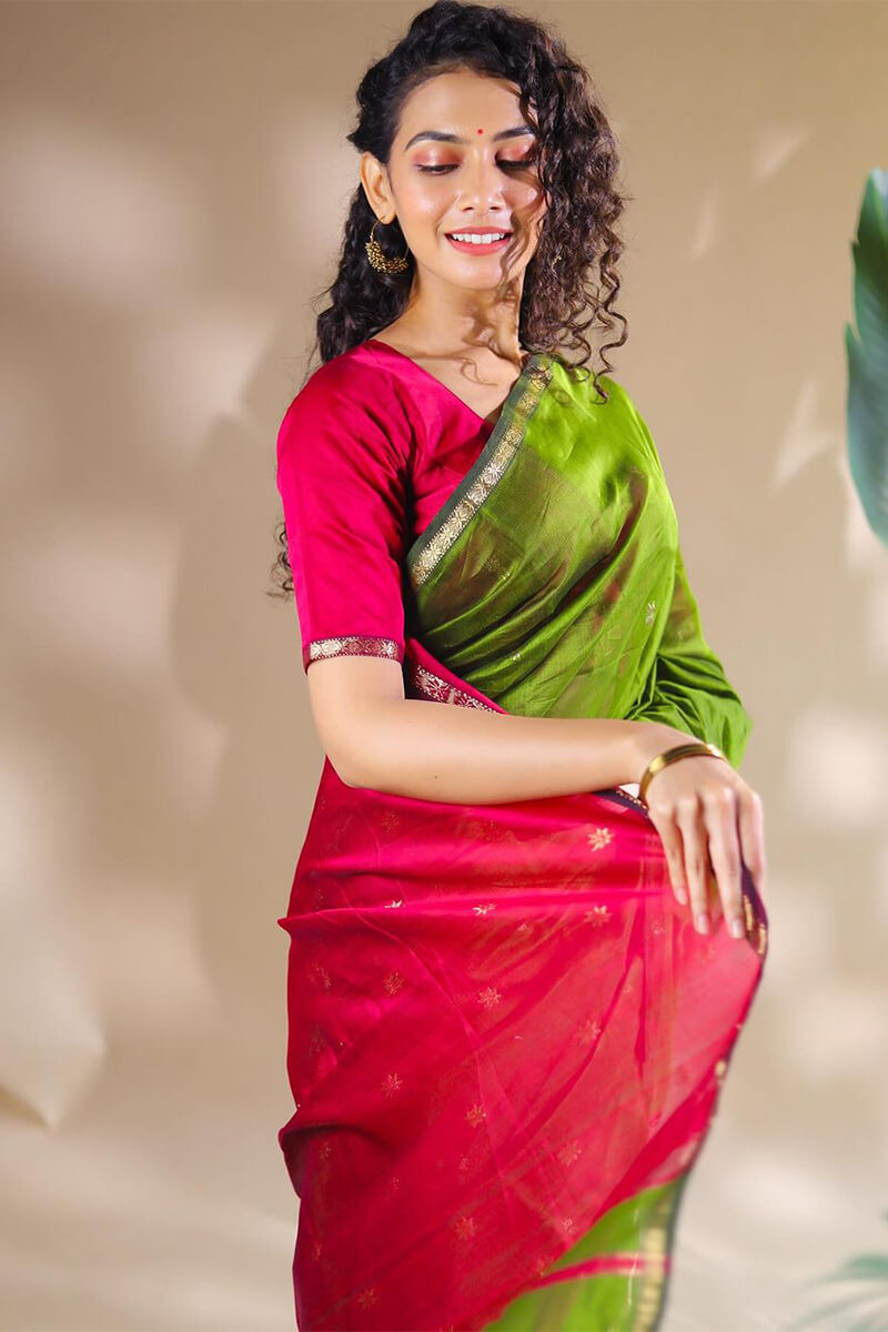 Serendipity Green Cotton Silk Saree With Confounding Blouse Piece