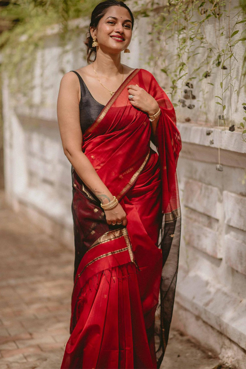 Smashing Red Cotton Silk Saree With Winsome Blouse Piece