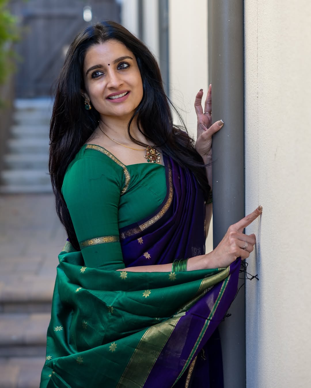 Scintillating Purple Green Cotton Silk Saree With Exuberant Blouse Piece