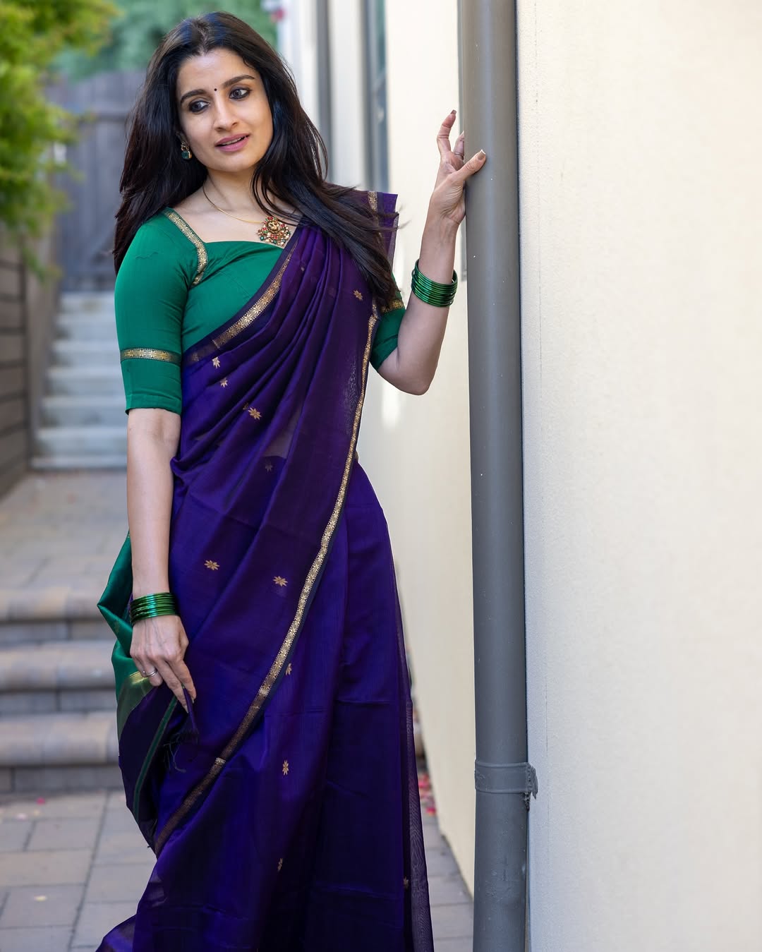Scintillating Purple Green Cotton Silk Saree With Exuberant Blouse Piece