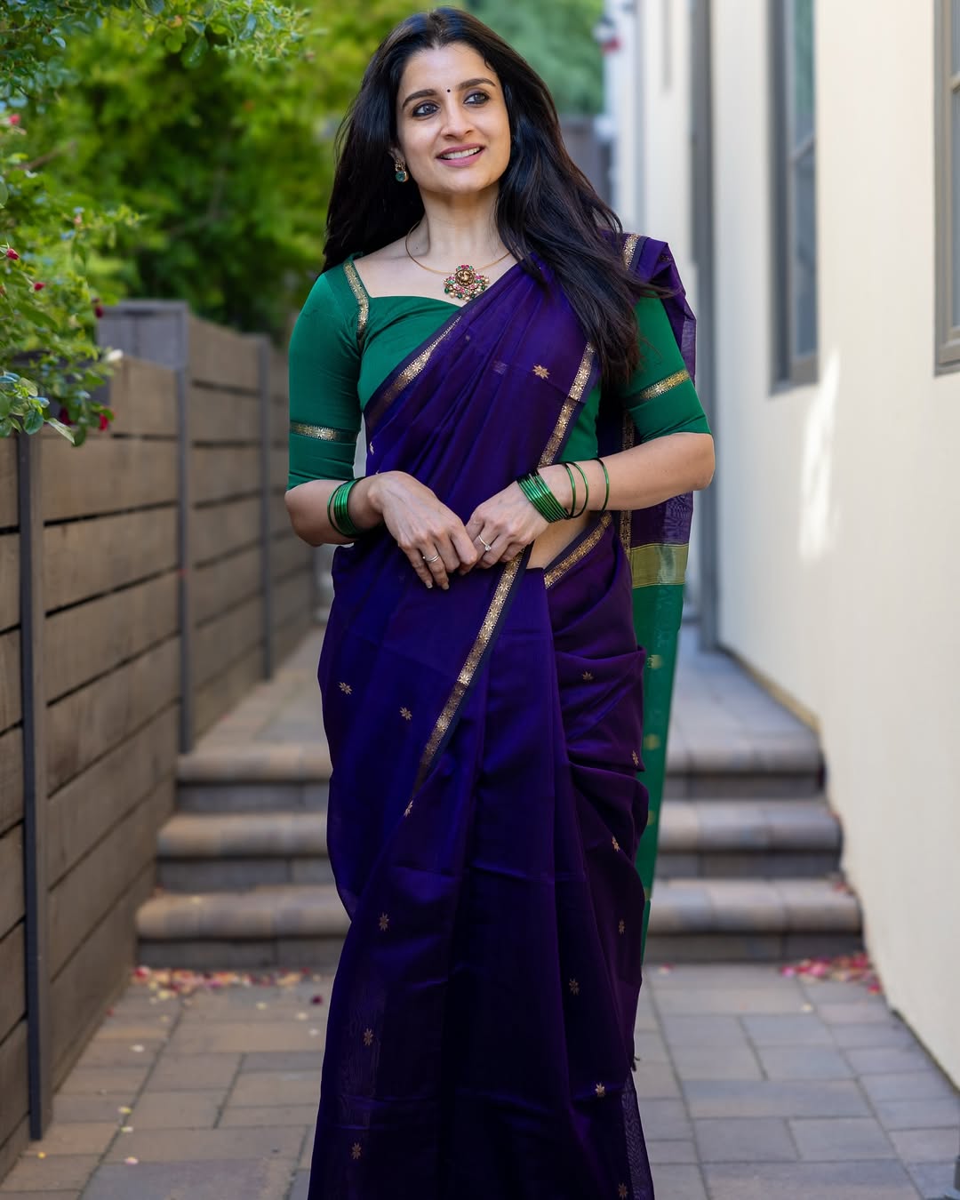 Scintillating Purple Green Cotton Silk Saree With Exuberant Blouse Piece