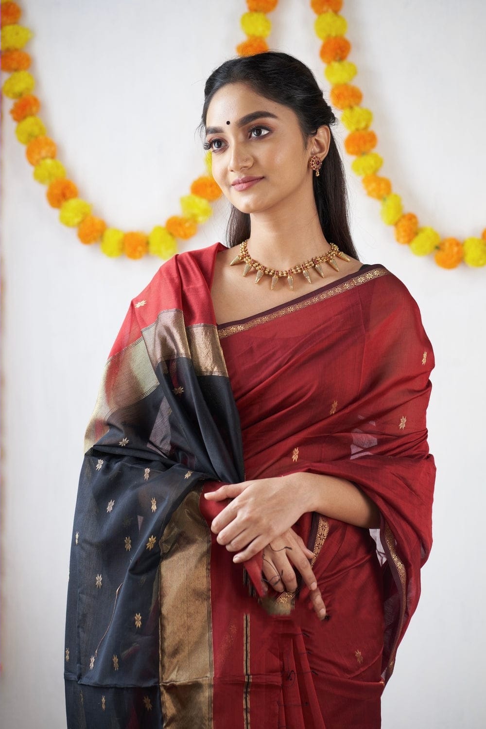 Stunning Red Cotton Silk Saree With Exemplary Blouse Piece