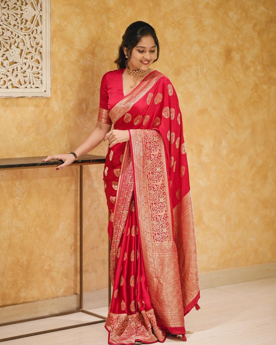 Tremendous glam Red Soft Silk Saree With Desuetude Blouse Piece