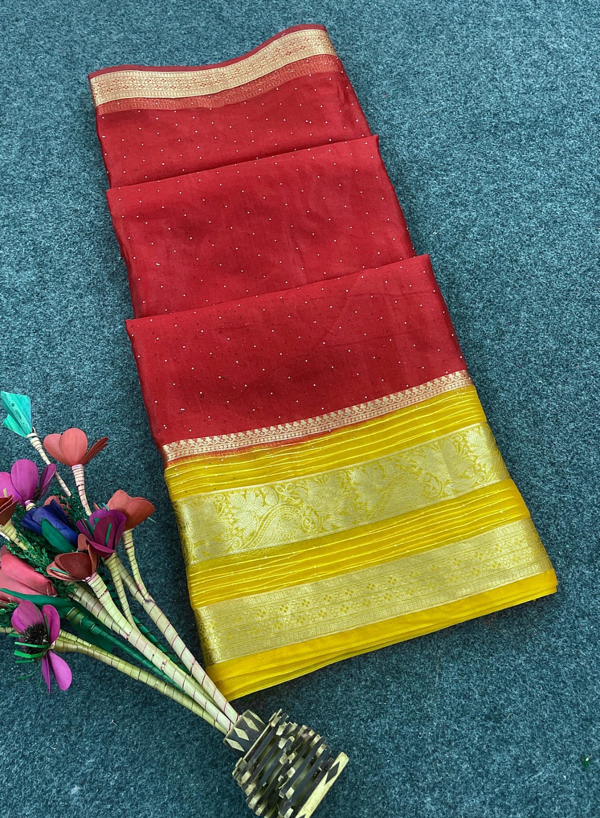 Inimitable Red Organza Silk Saree With Skinny Blouse Piece