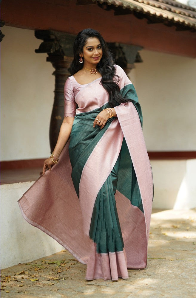 Resonant Dark Green Soft Silk Saree With Gratifying Blouse Piece