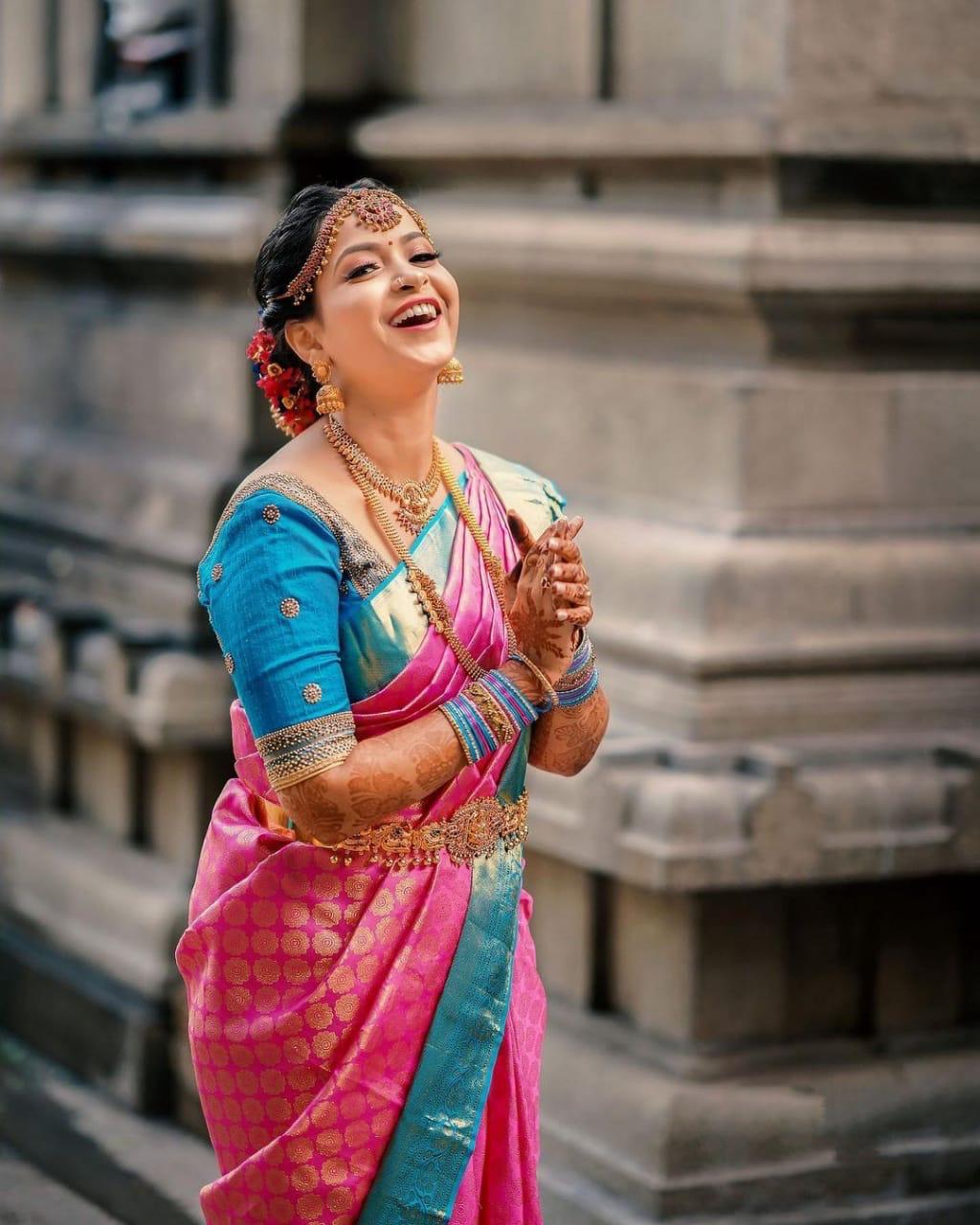 Surreptitious Dark Pink Soft Banarasi Silk Saree With Pulsating Blouse Piece