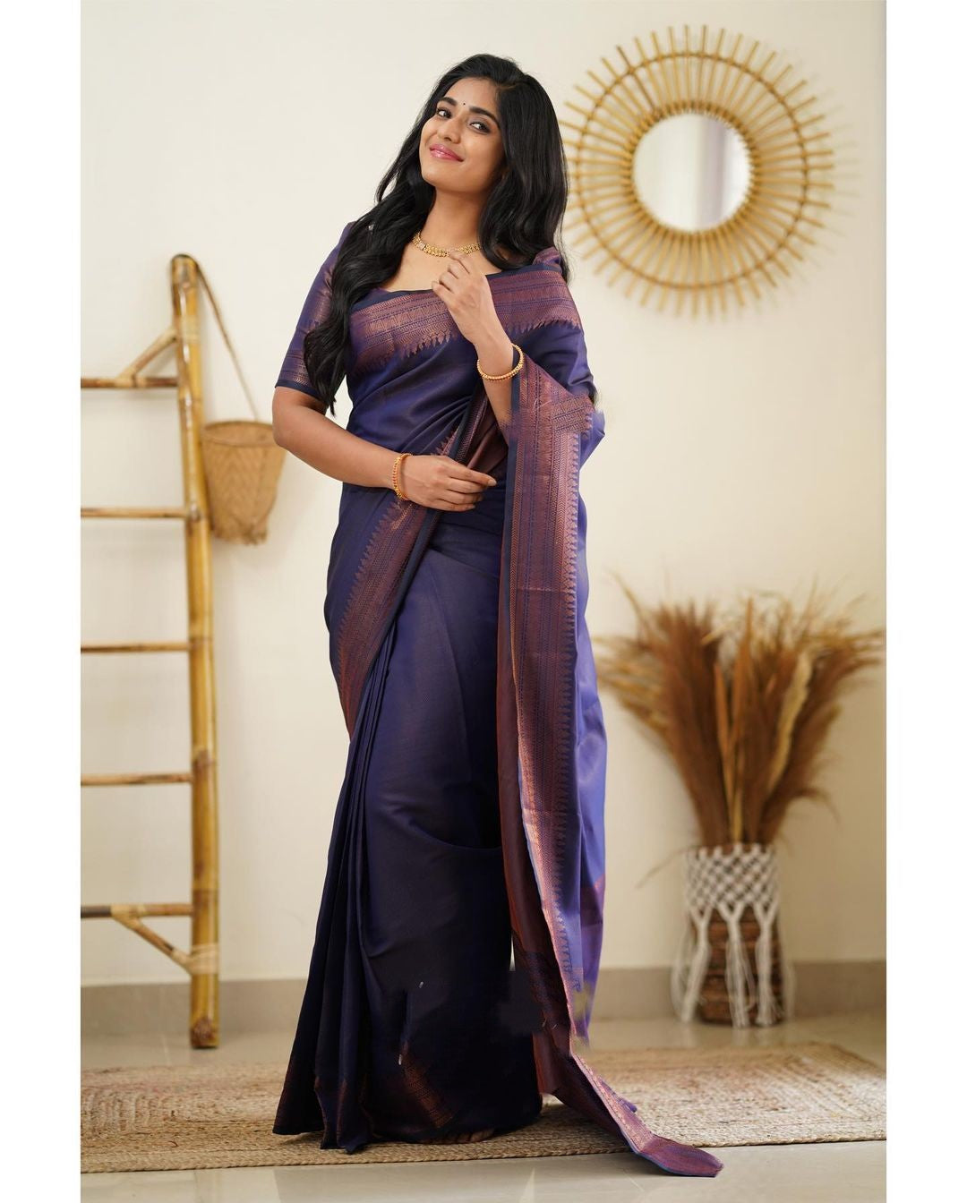 Gratifying Navy Blue Soft Silk Saree With Adoring Blouse Piece