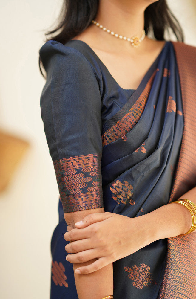 Energetic Navy Blue Soft Silk Saree With Glorious Blouse Piece