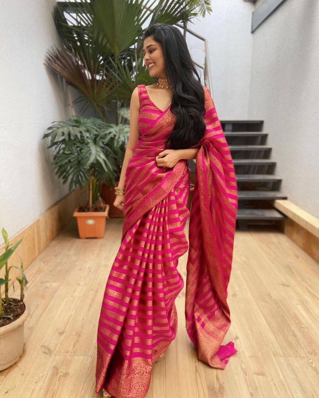 An insanely Pink Soft Silk Saree With Classic Blouse Piece