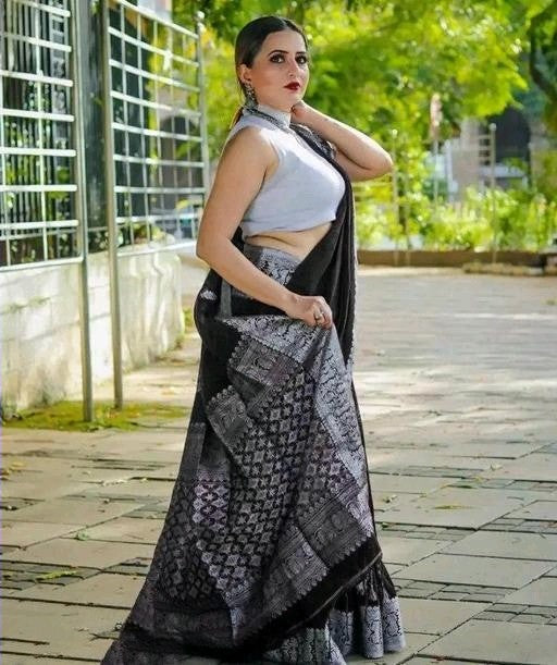 Beguiling Black Soft Banarasi Silk Saree With Girlish Blouse Piece