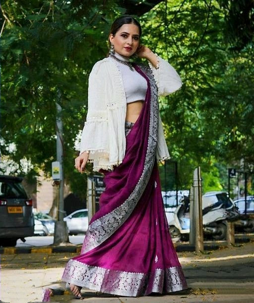 Inimitable Purple Soft Banarasi Silk Saree With Beautiful Blouse Piece