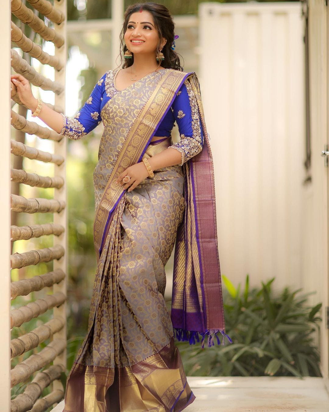 Serendipity Grey Soft Banarasi Silk Saree With Two Scintillating Blouse Piece