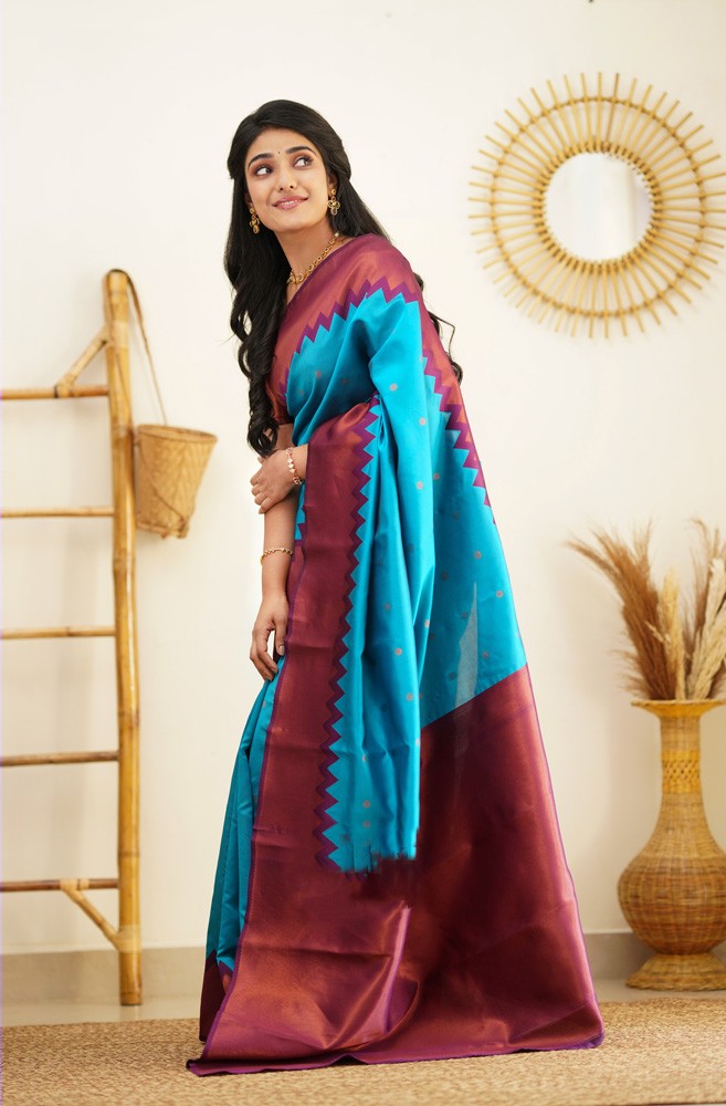 Elegant Firozi Soft Banarasi Silk Saree With Majesty Blouse Piece