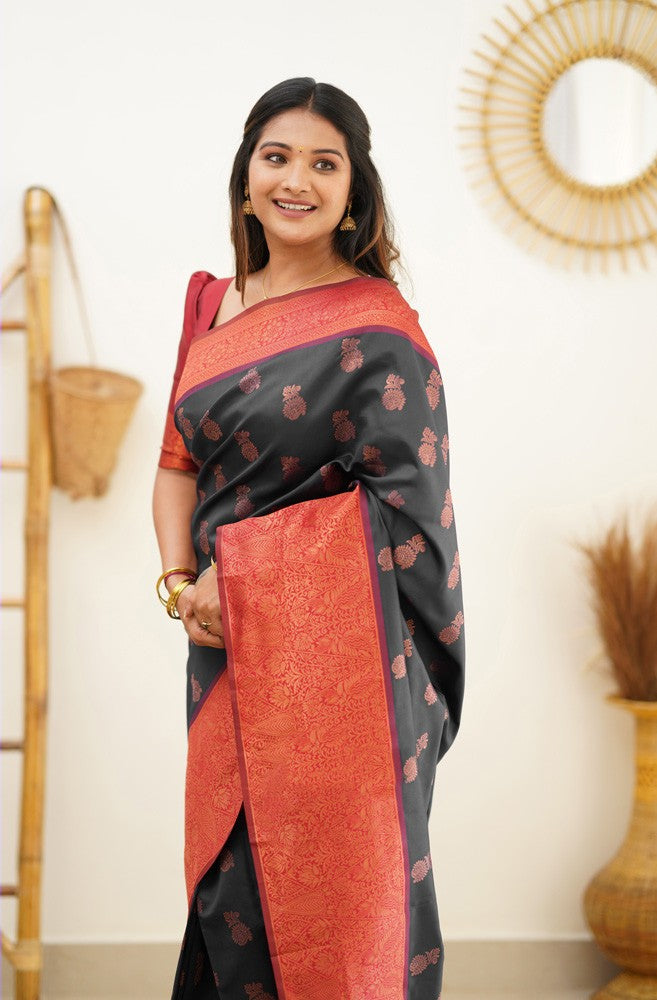 Effervescent Black Soft Silk Saree With Eloquence Blouse Piece