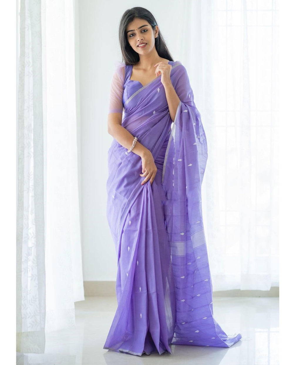 Sophisticated Lavendor Cotton Silk Saree With Attractive Blouse Piece