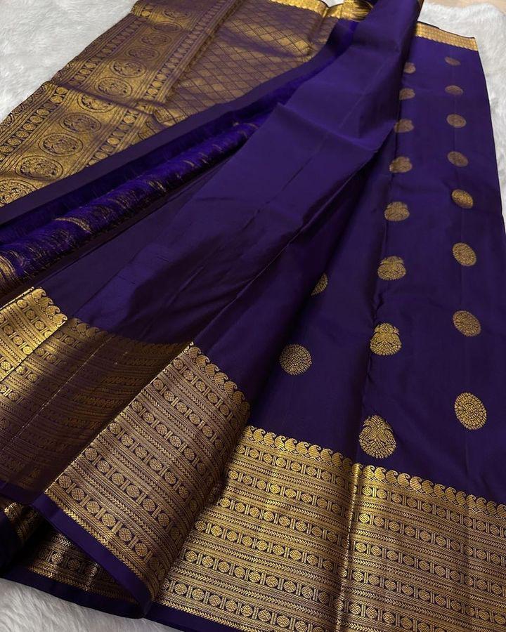 Dulcet Navy Blue Soft Silk Saree With Classy Blouse Piece