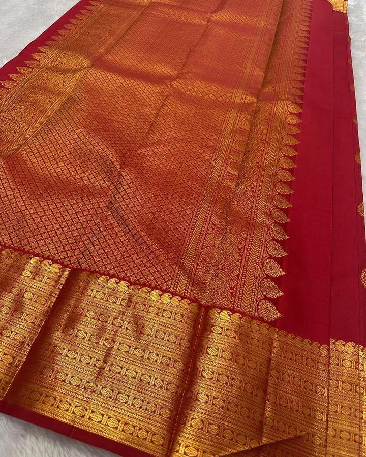 Wonderful Red Soft Silk Saree With Amazing Blouse Piece