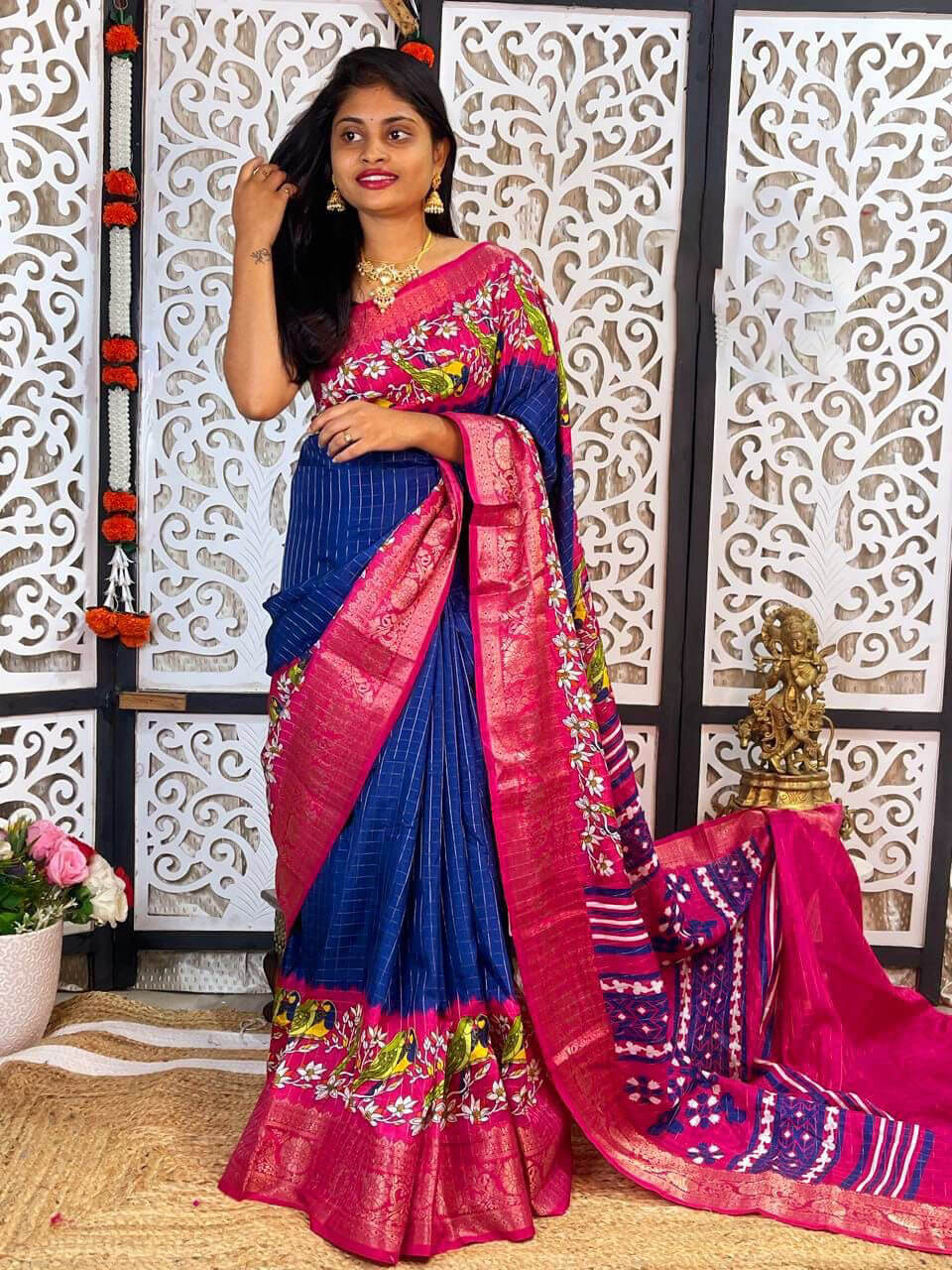 Amazing Navy Blue Digital Printed Dola Silk Saree With Moiety Blouse Piece