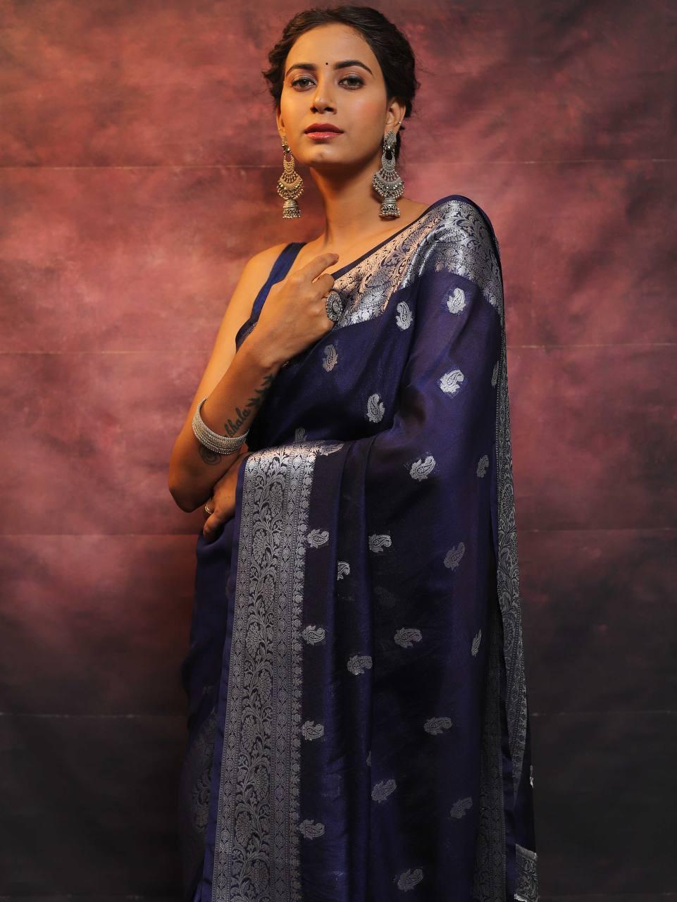 Exemplary Navy Blue Soft Silk Saree With Glittering Blouse Piece