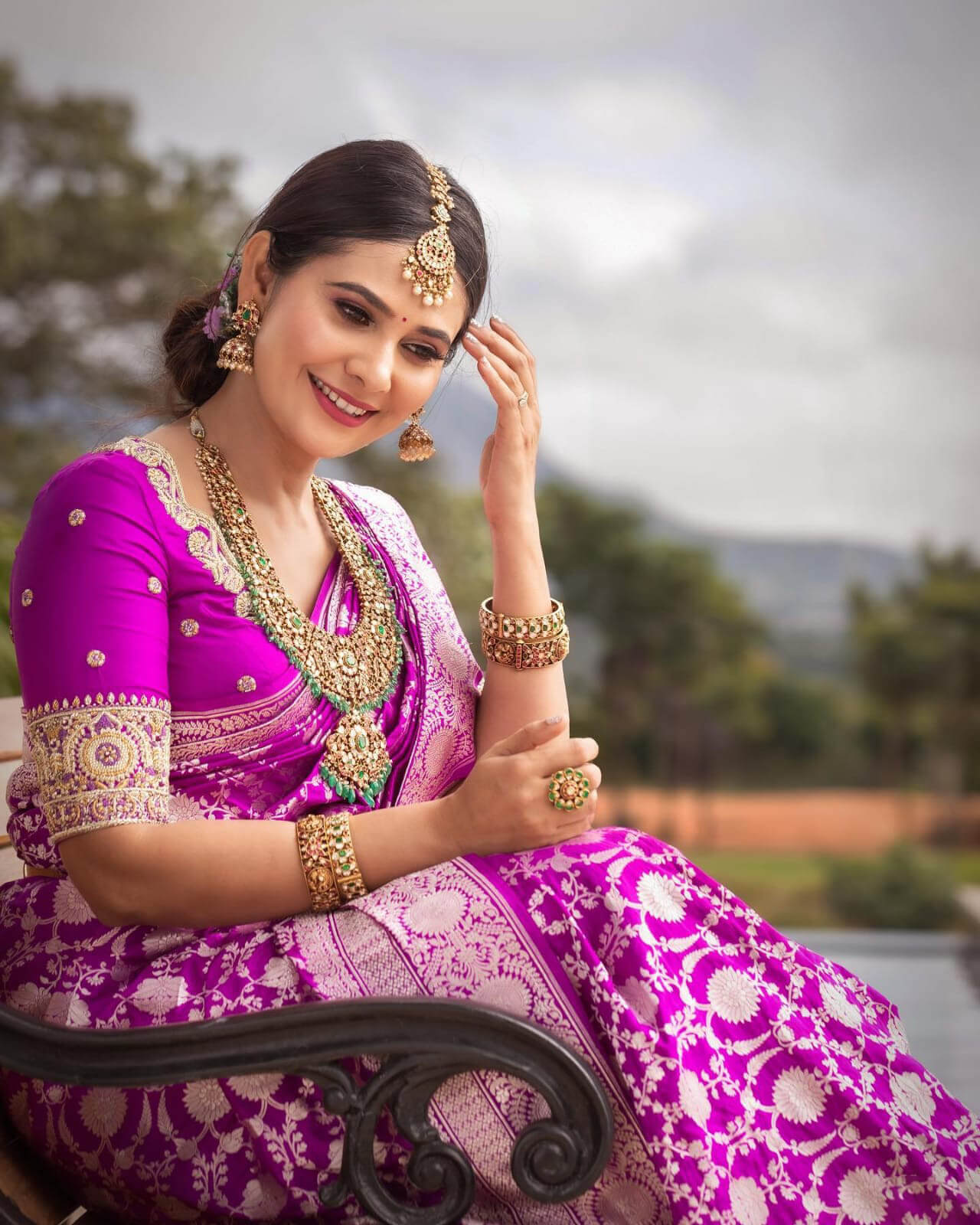 Lovely Magenta Soft Silk Saree With Sonorous Blouse Piece