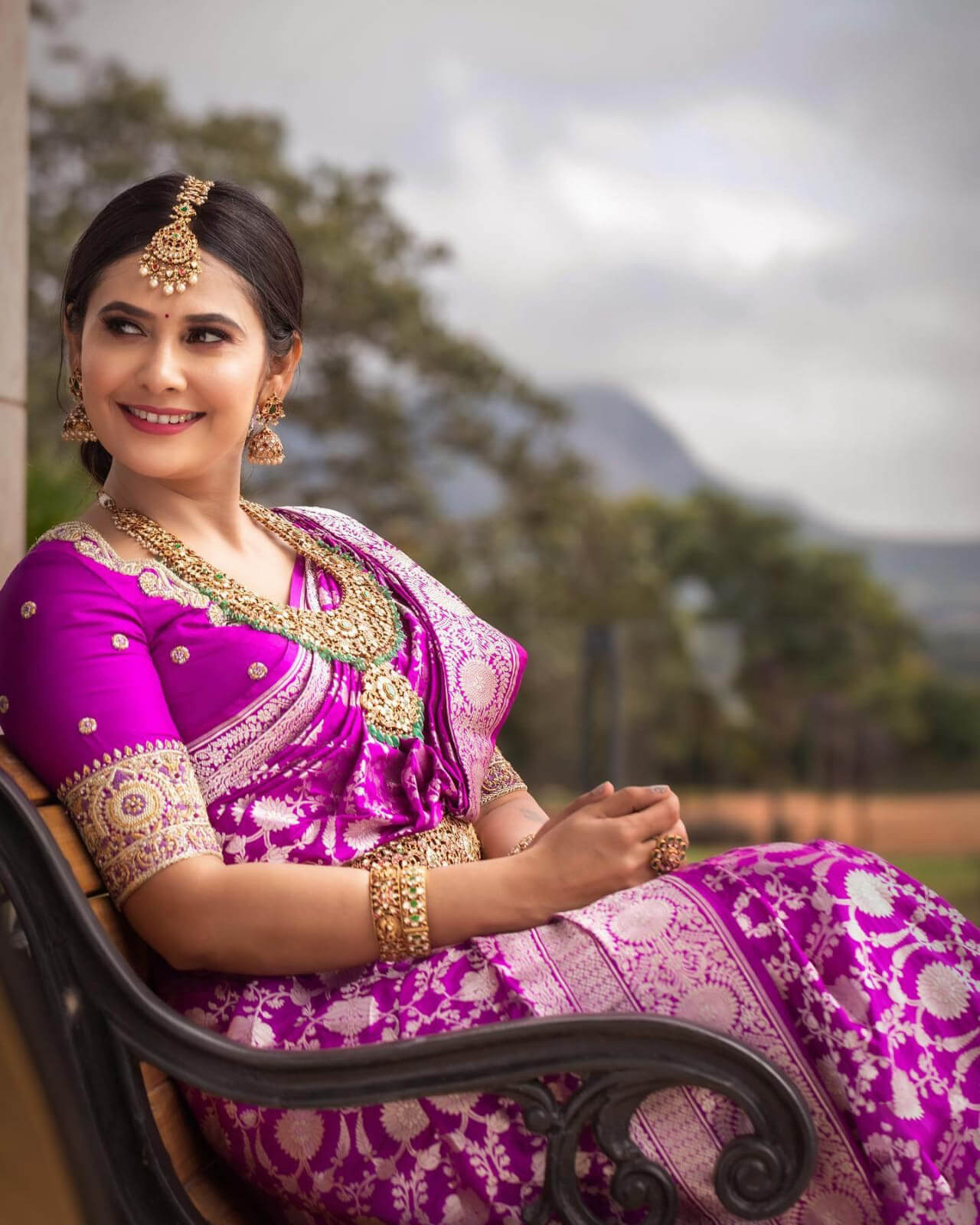 Lovely Magenta Soft Silk Saree With Sonorous Blouse Piece