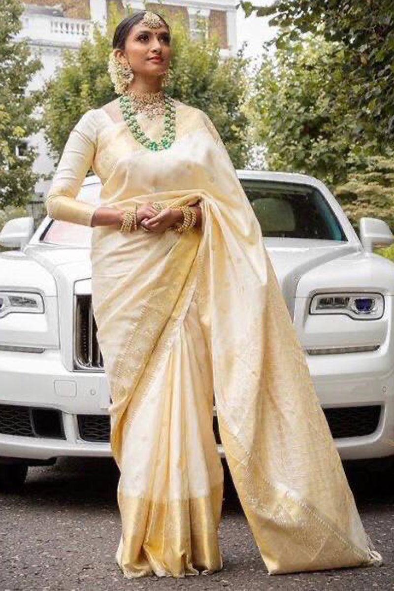 Trendy Off White Soft Silk Saree With Stylish Blouse Piece