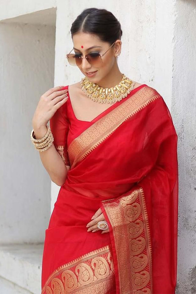 Flattering Red Organza Silk Saree With Tantalizing Blouse Piece