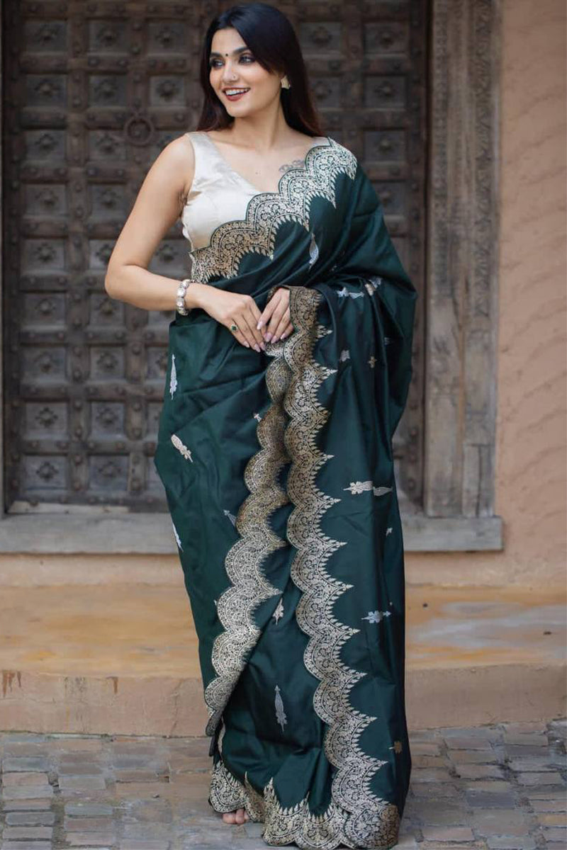 Sonorous Dark Green Soft Silk Saree With Wonderful Blouse Piece