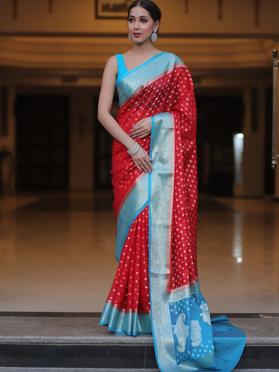 Enigmatic Red Soft Silk Saree With Splendorous Blouse Piece