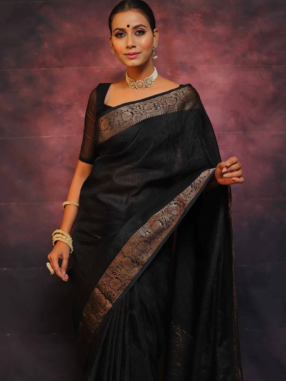 Confounding Black Soft Silk Saree With Redolent Blouse Piece