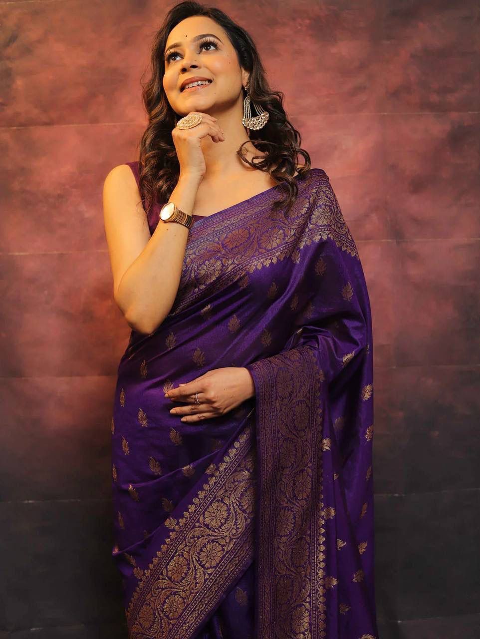 Delectable Purple Soft Silk Saree With Palimpsest Blouse Piece